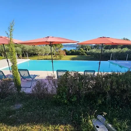 Seafront With Pool